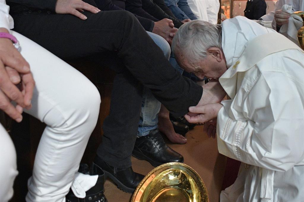 Giovedì 18 aprile Papa Francesco celebra messa In Coena Domini nel carcere di Velletri